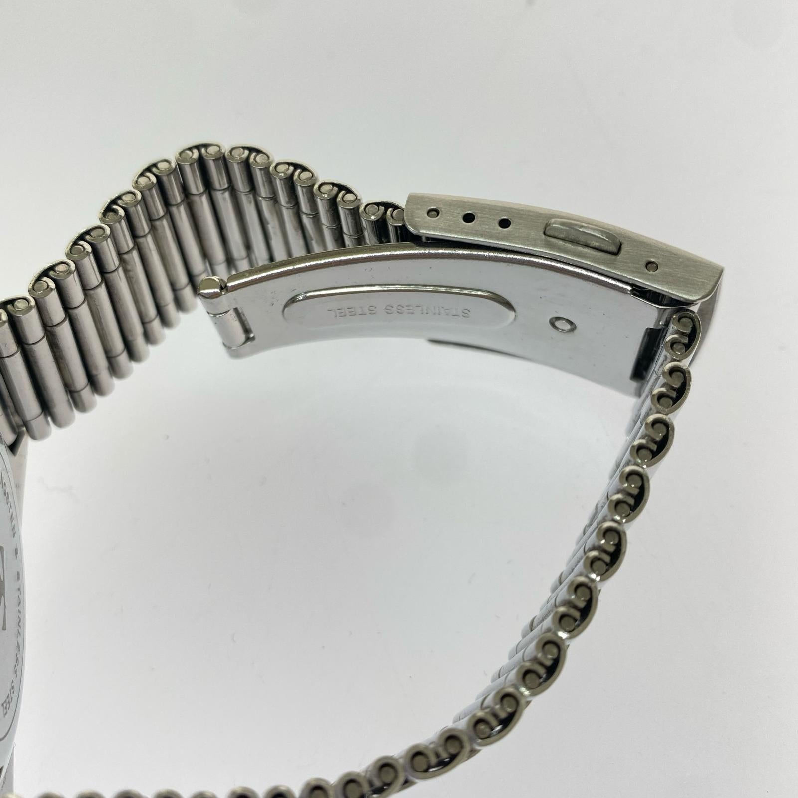 腕時計 technos t9c12 シルバー