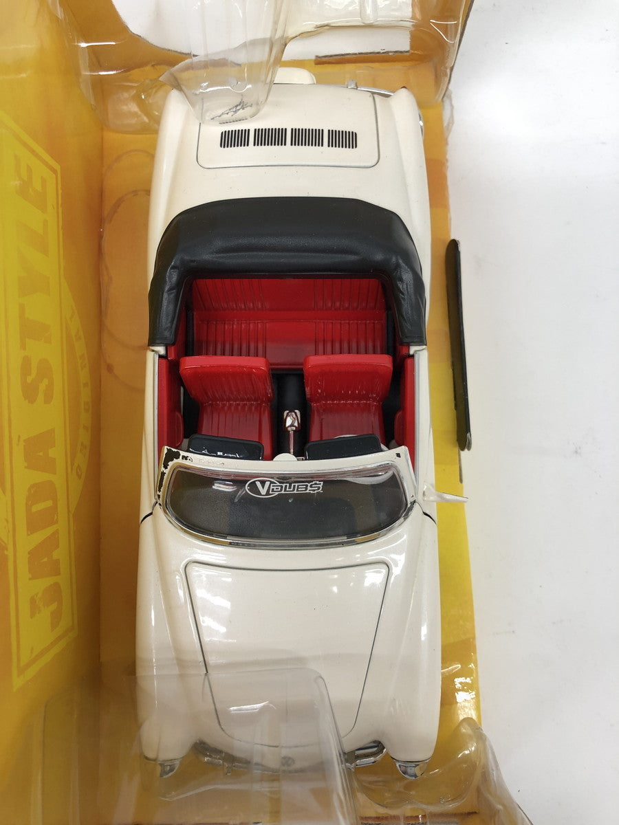 Jadatoys 1/24 1959 VOLKSWAGEN KARMANN スケールカー