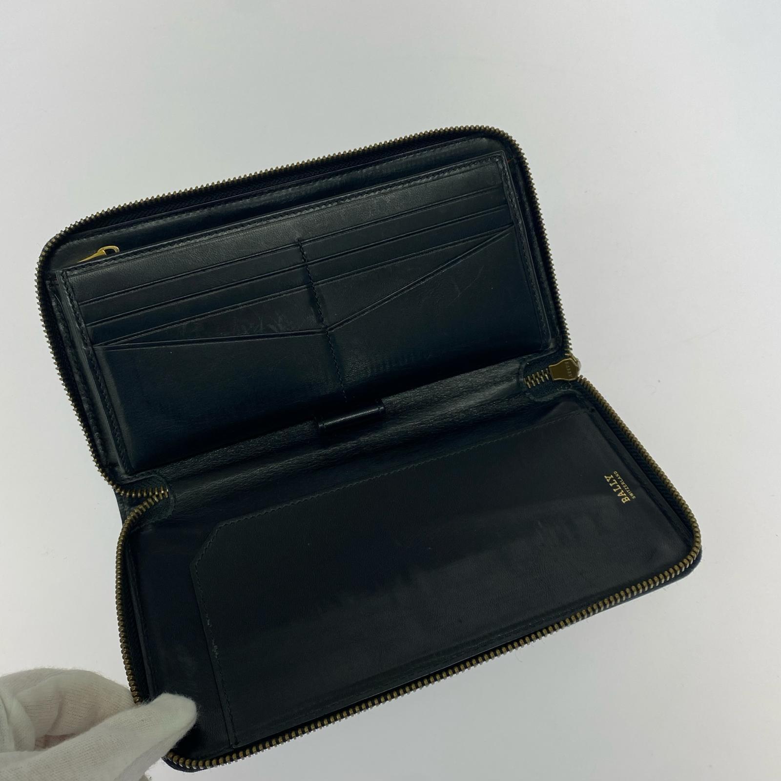 長財布 ラウンドジップ長財布 黒 ブラック