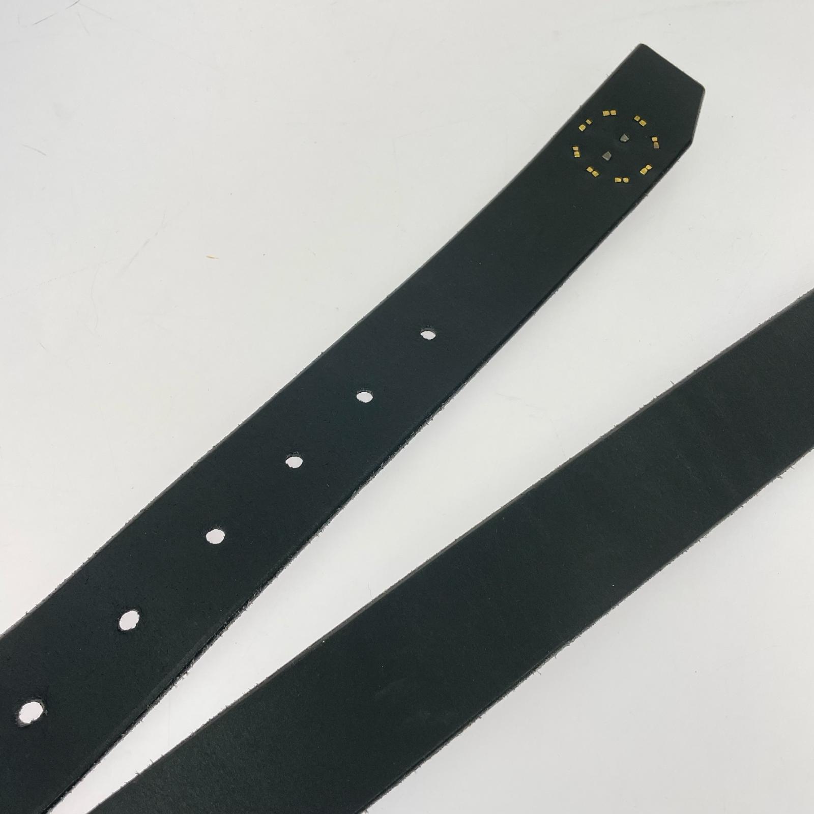 その他アクセサリー .SOLID BRASS フラワースタッズ レザーベルト 黒 ブラック