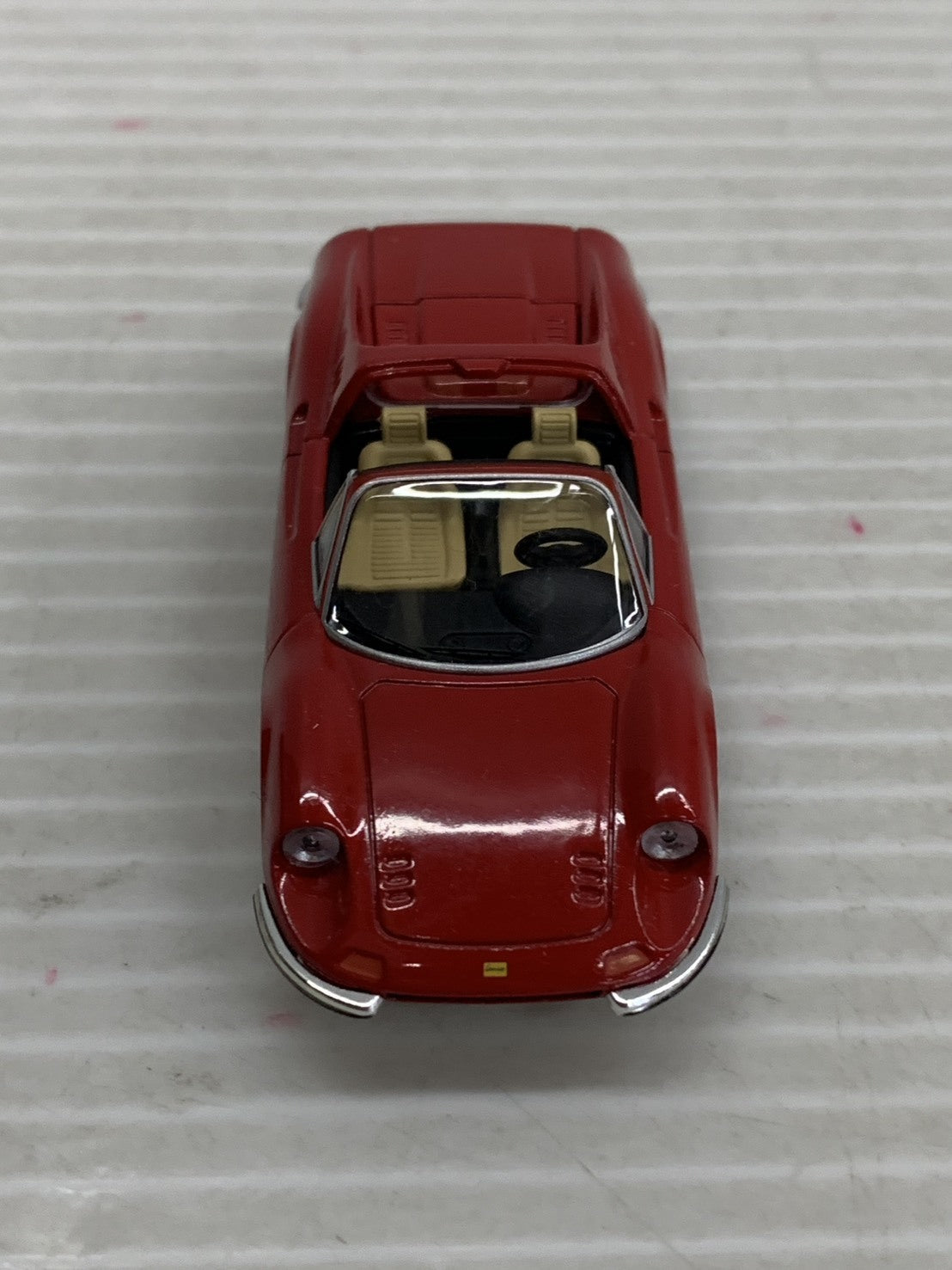 リミテッドヴィンテージ フェラーリ TLV ディーノ 246GTS トミカ
