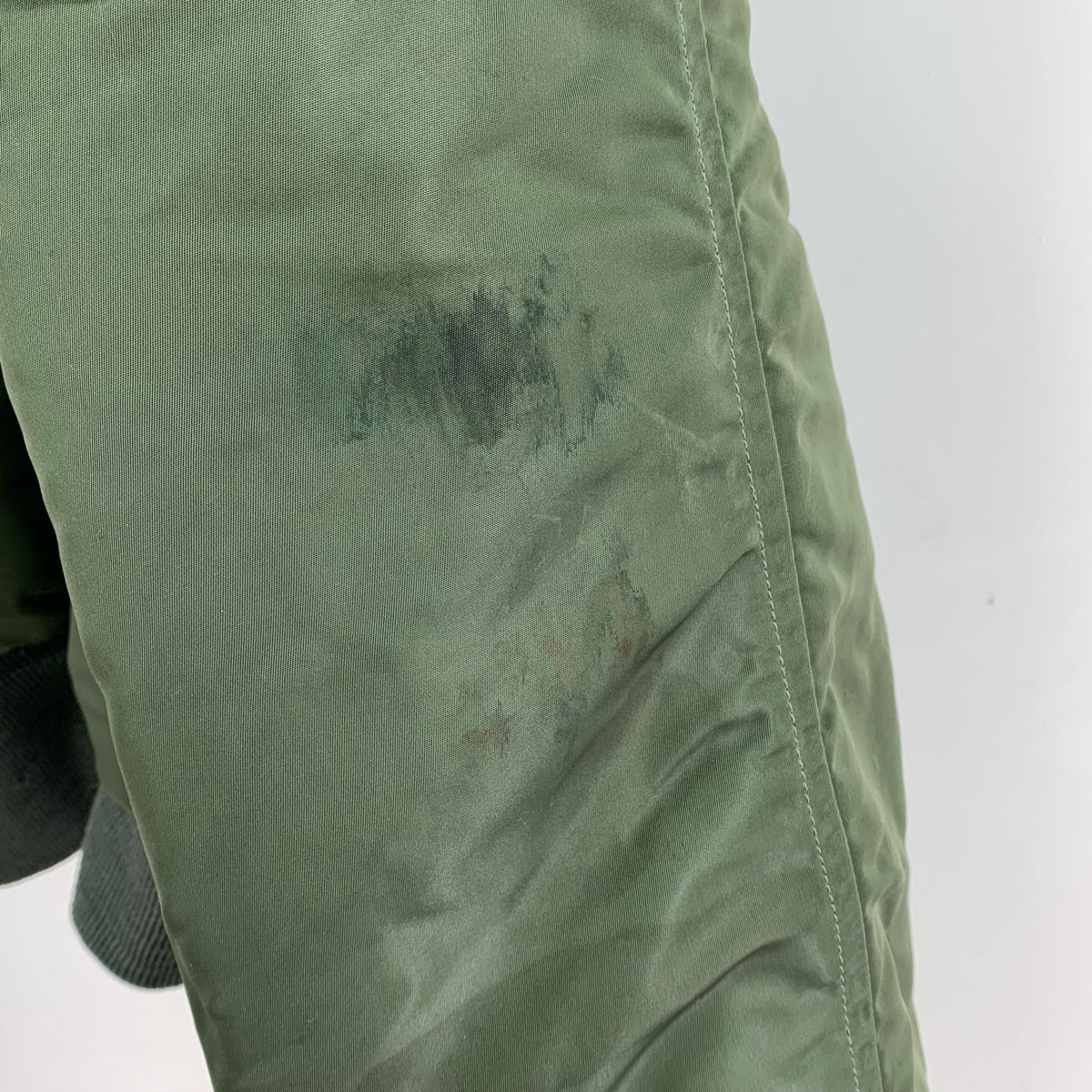 ジャケット 50-60s 黒タグ N-2B 米軍実物 フライトジャケット (L) L カーキ