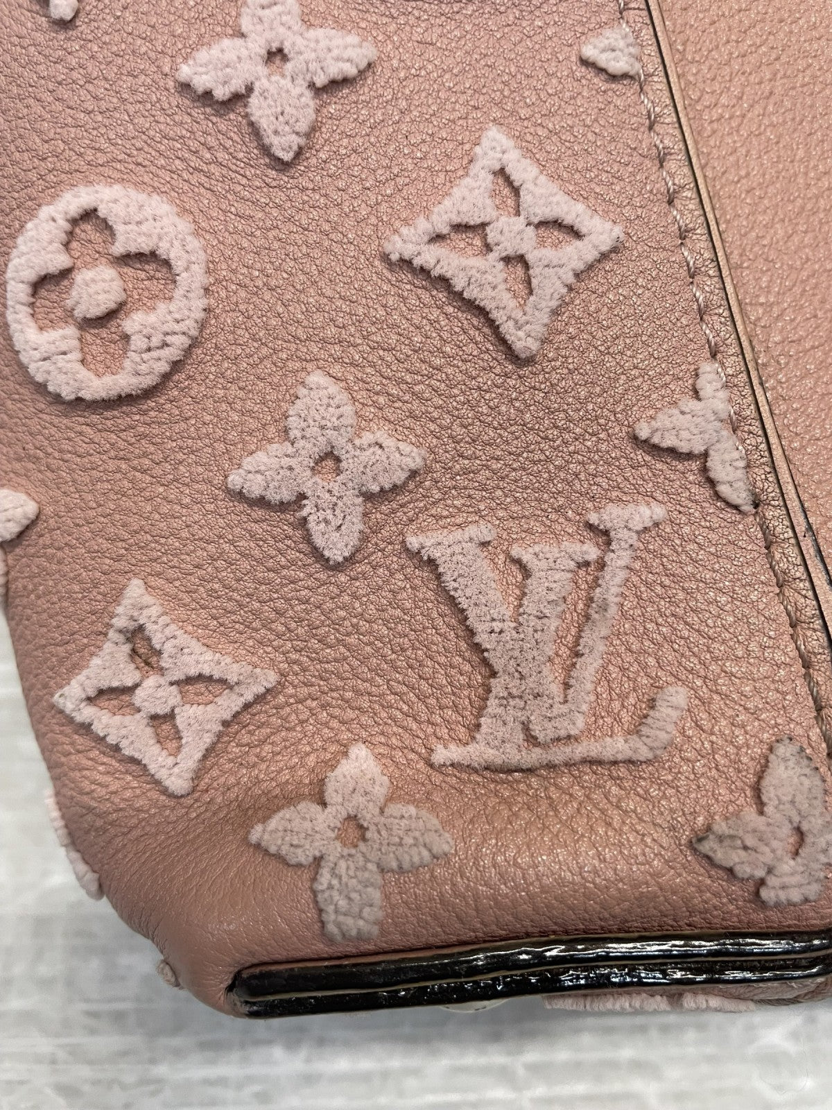 LOUIS VUITTON モノグラム ヴェルール トートW BB マグノリア M94639