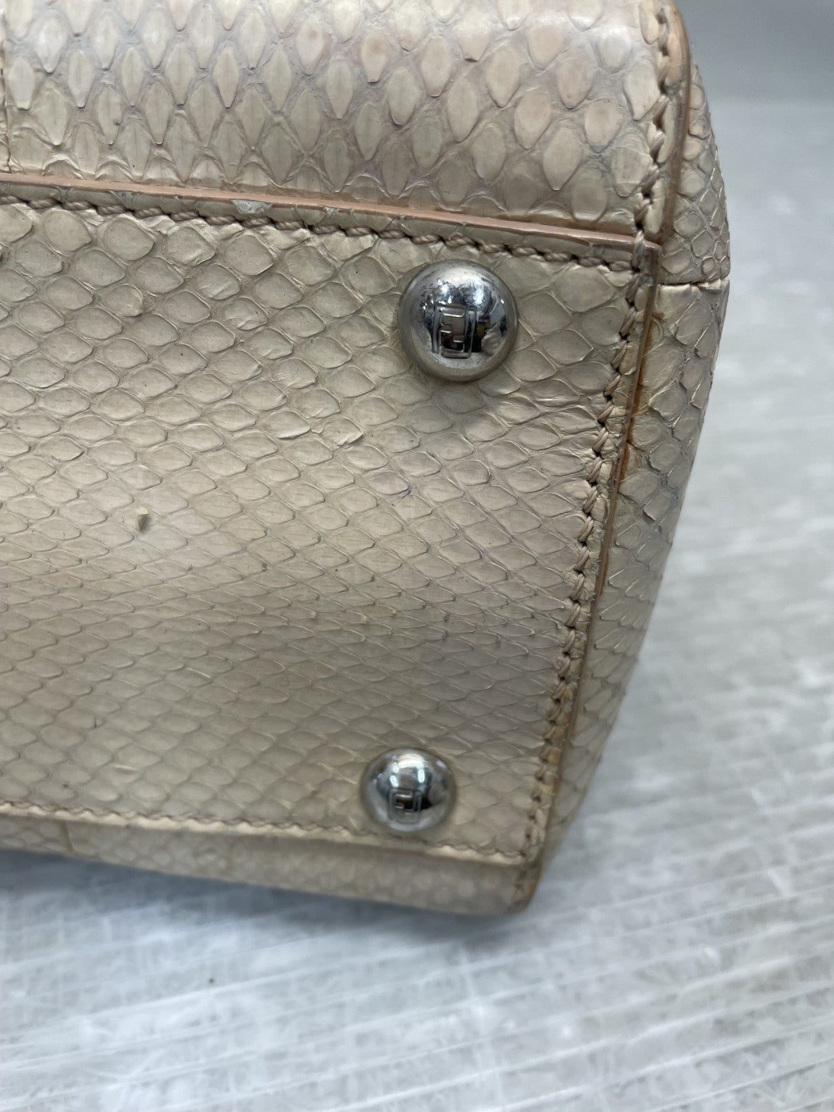 FENDI パイソン ピーカブー 2WAYバッグ ベージュ