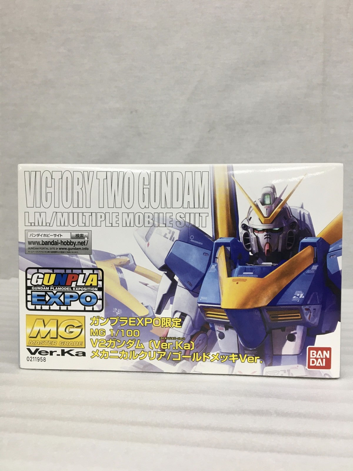 MG V2ガンダム(Ver.Ka) メカニカルクリア/ゴールドメッキVer. ガンプラ