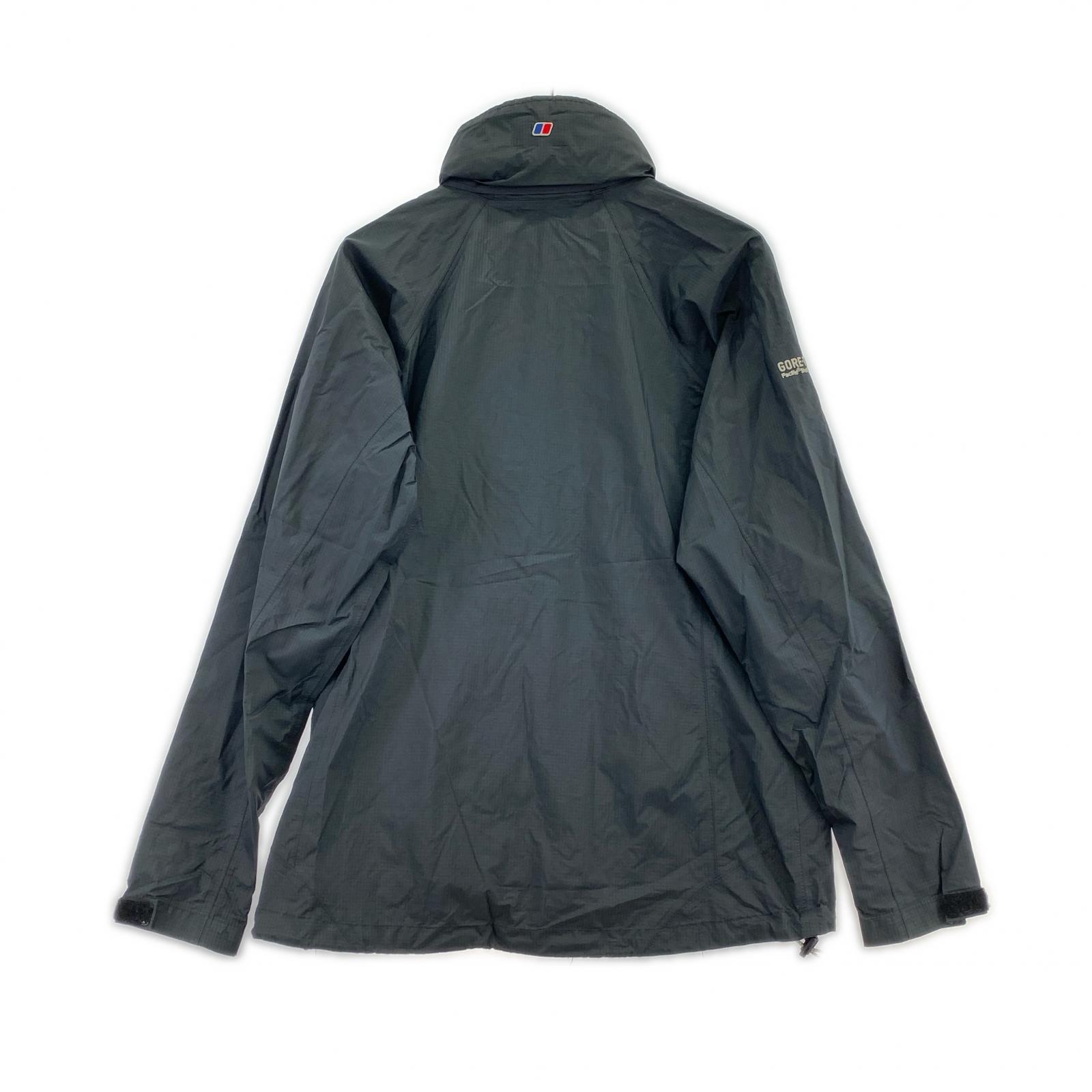 ジャケット BERGHAUS ナイロン 黒 ブラック