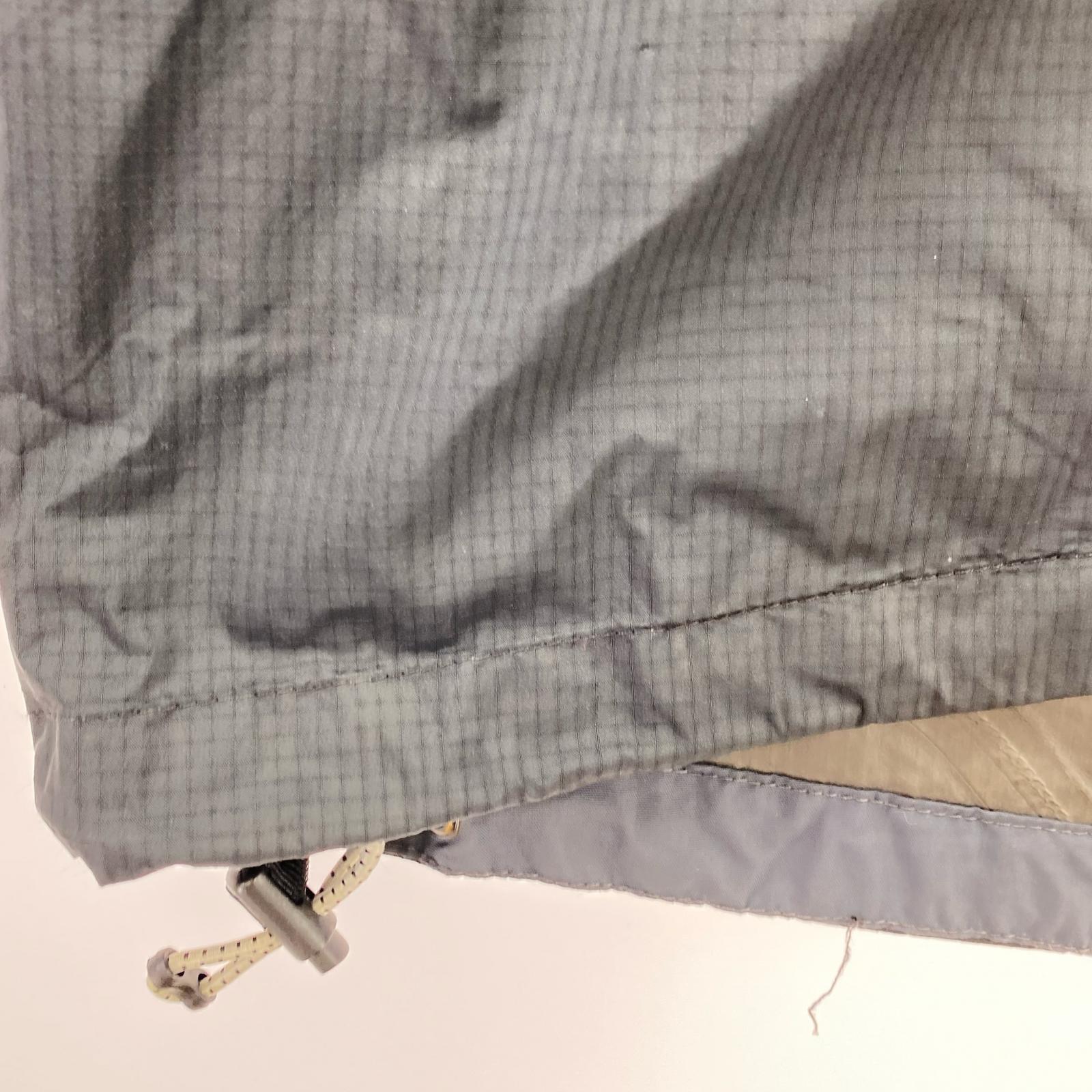 ジャケット BERGHAUS ナイロン 黒 ブラック
