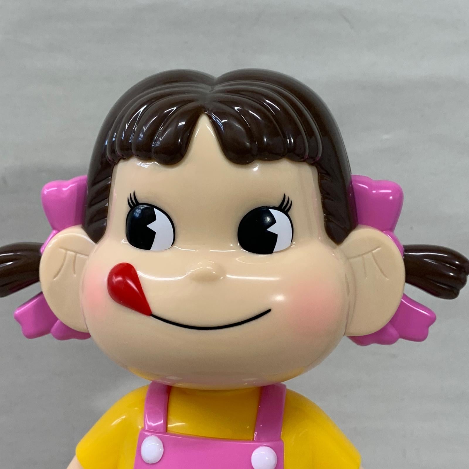 不二家 首振りペコちゃん人形 ピンク その他小物