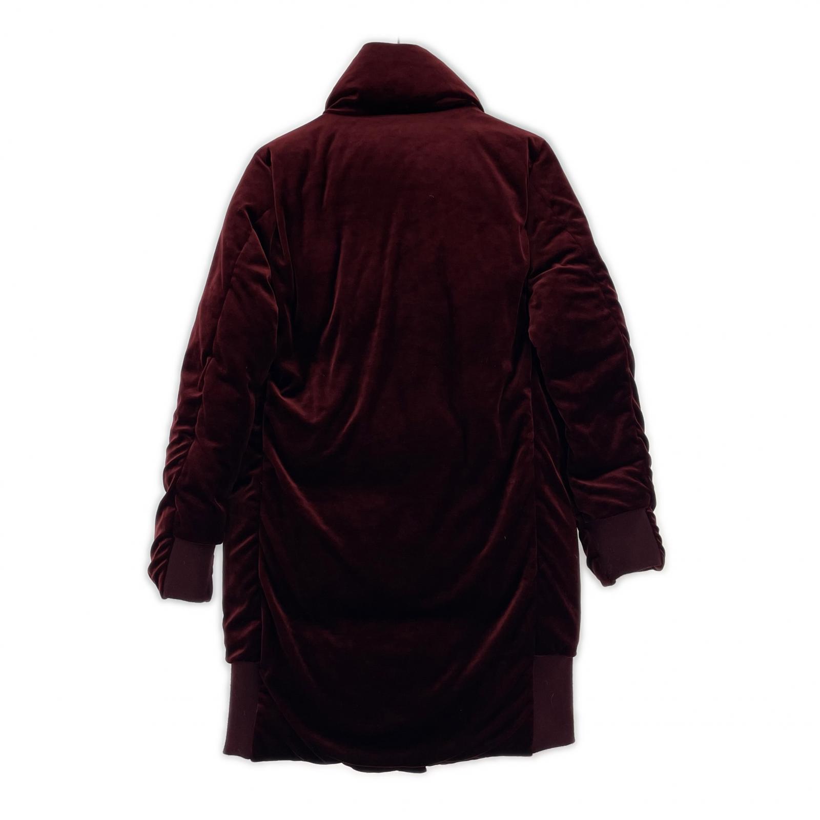 ダウンジャケット TRIACETATEVELOURTOGGLEDOWNCOAT レッド