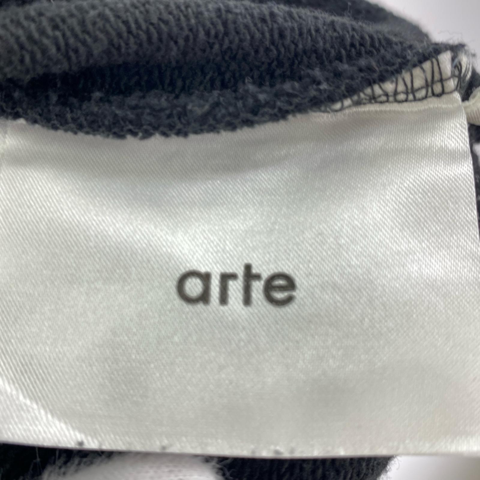 パーカー arte antwerp ランニング刺繍 黒(L) L ブラック