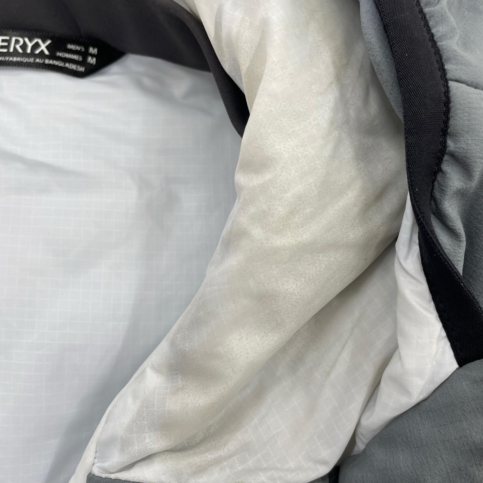 ブルゾン Atom AR Hoody/BEAMS別注 M グレー