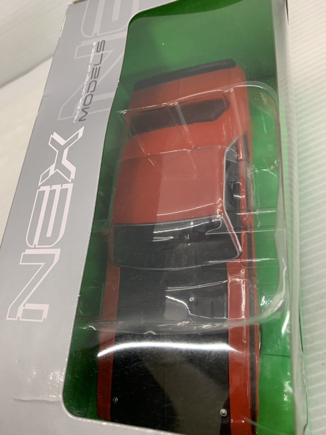 WELLY NEXモデル 1970 ダッジチャージャー T/A スケールカー