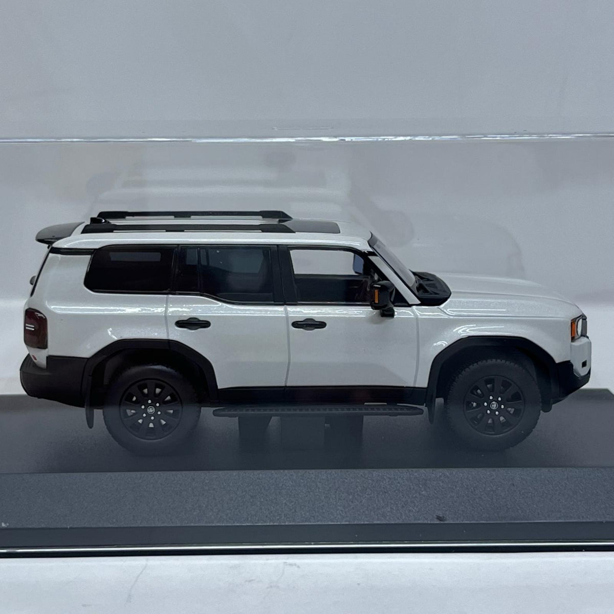 京商 ランドクルーザー 250 First Edition トヨタ ランドクルーザー 250 ZX ファーストエディション 京商(KYOSHO) スケールカー