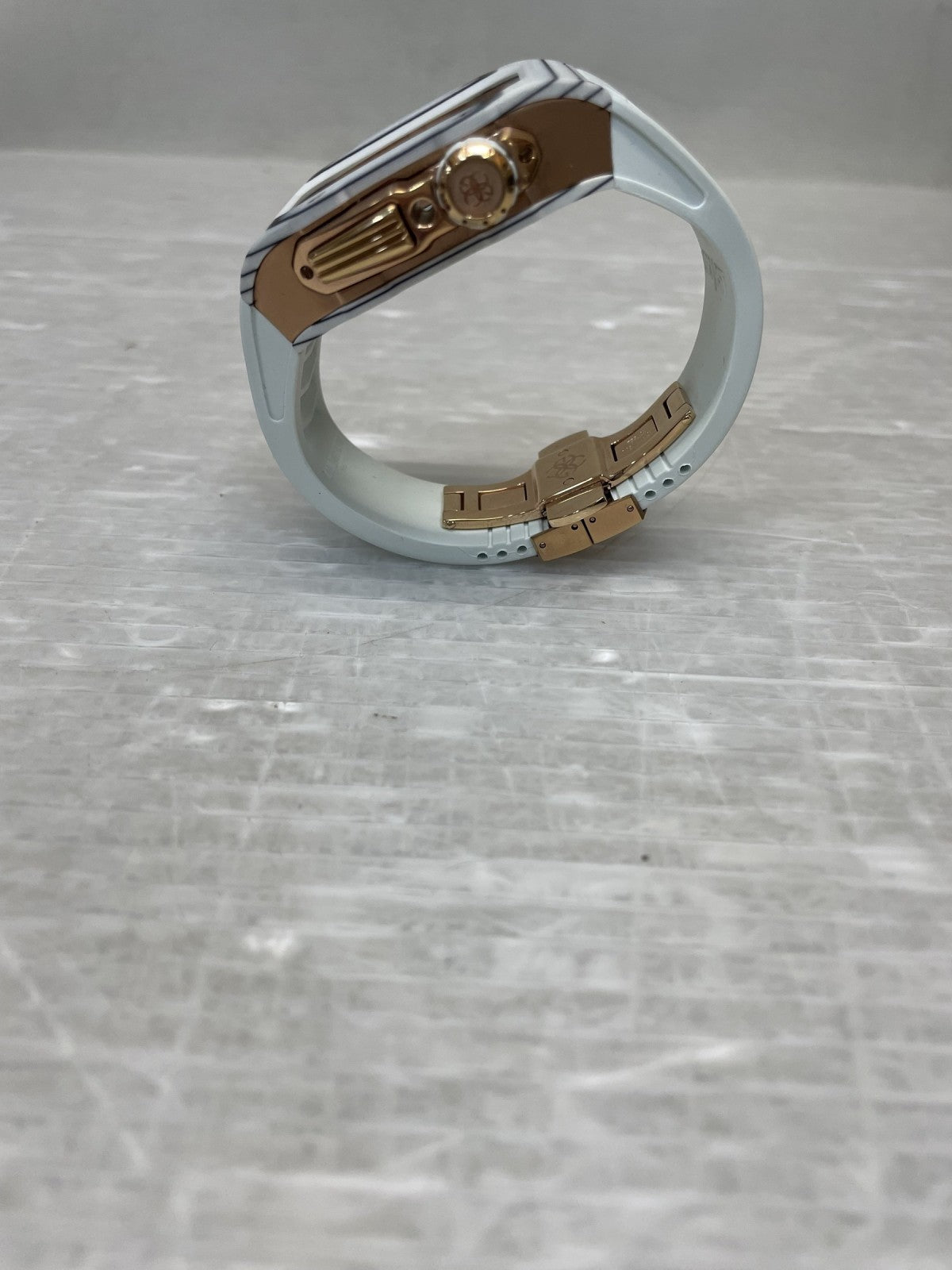 GOLDEN CONCEPT Apple Watch 41mm - アクセサリー