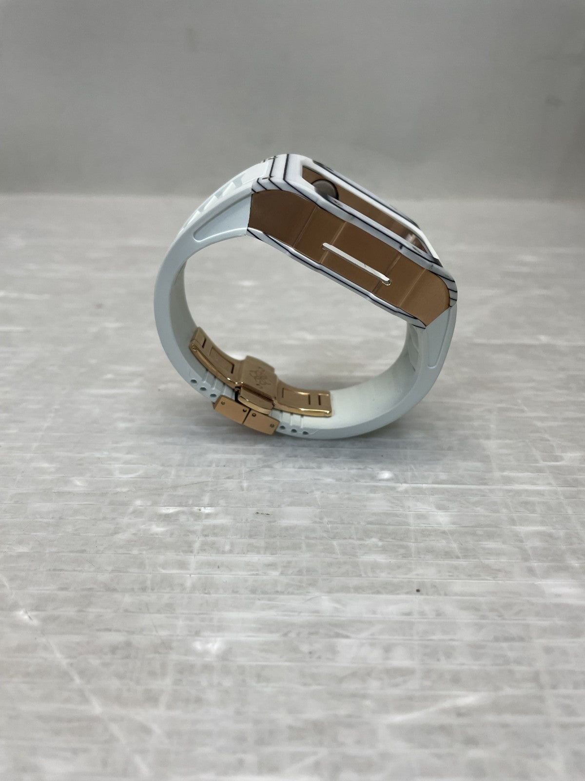GOLDEN CONCEPT Apple Watch 41mm - アクセサリー