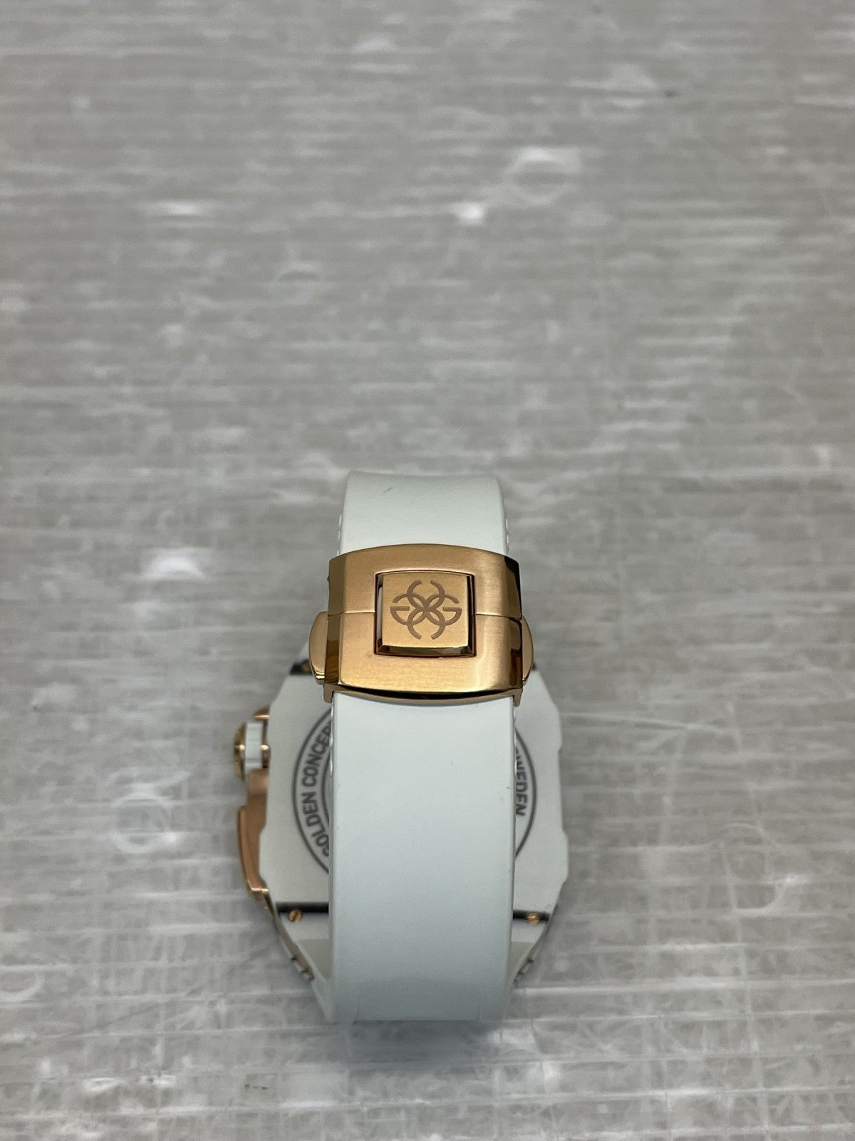 GOLDEN CONCEPT Apple Watch 41mm - アクセサリー