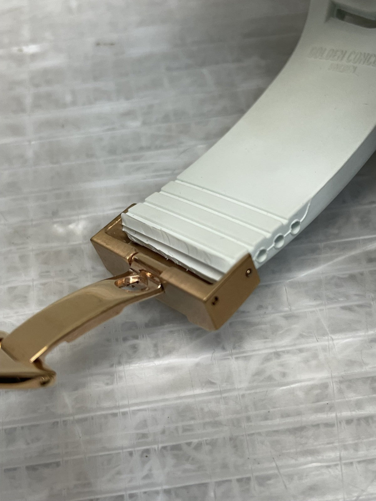 GOLDEN CONCEPT Apple Watch 41mm - アクセサリー