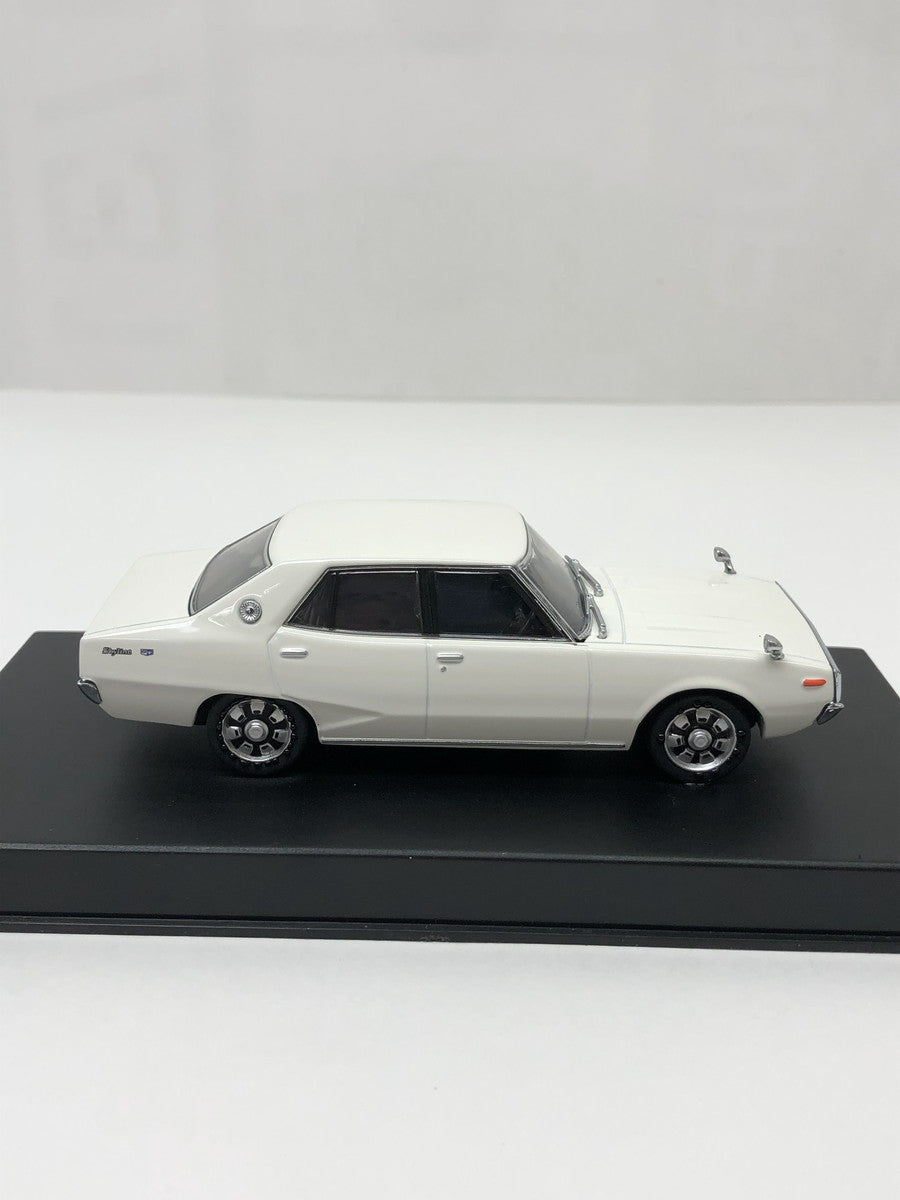 1/43 DISM SKYLINE 2000 GT 1972 スケールカー