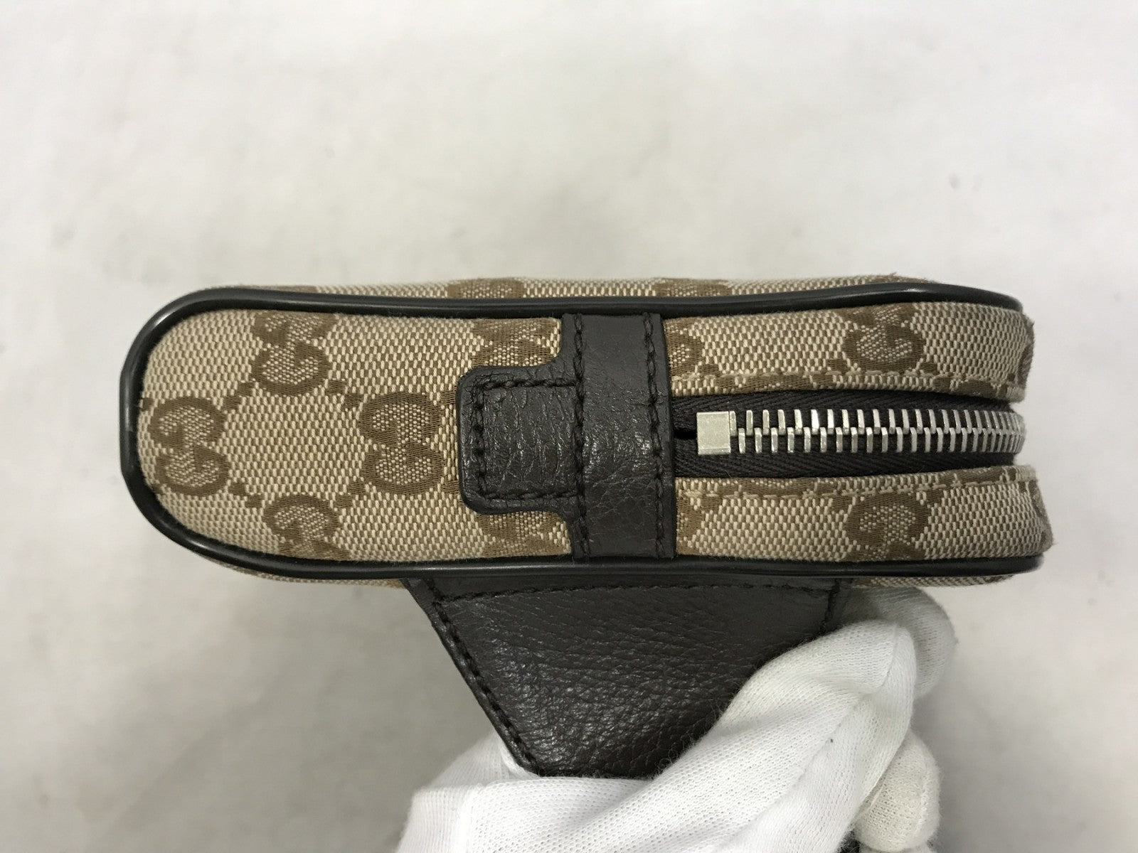 GUCCI GGキャンバス ボディバッグ 449174