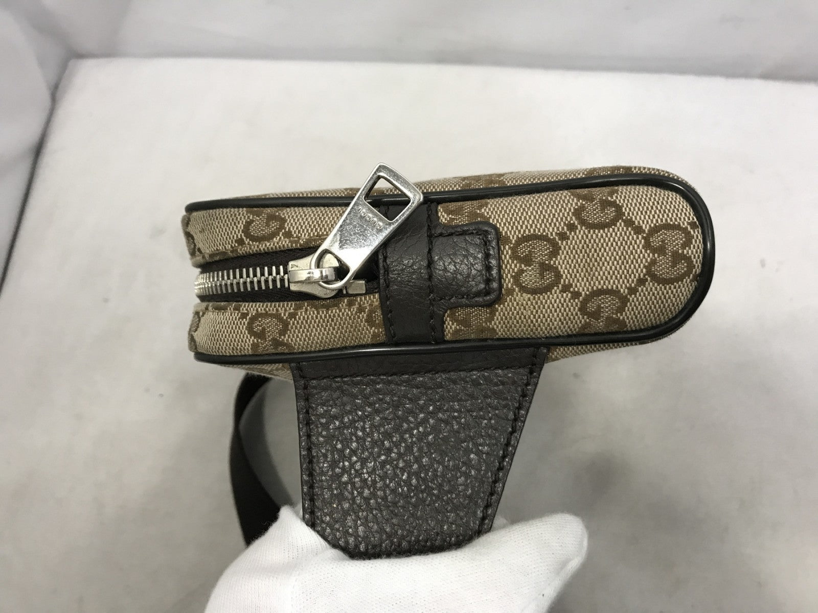 GUCCI GGキャンバス ボディバッグ 449174