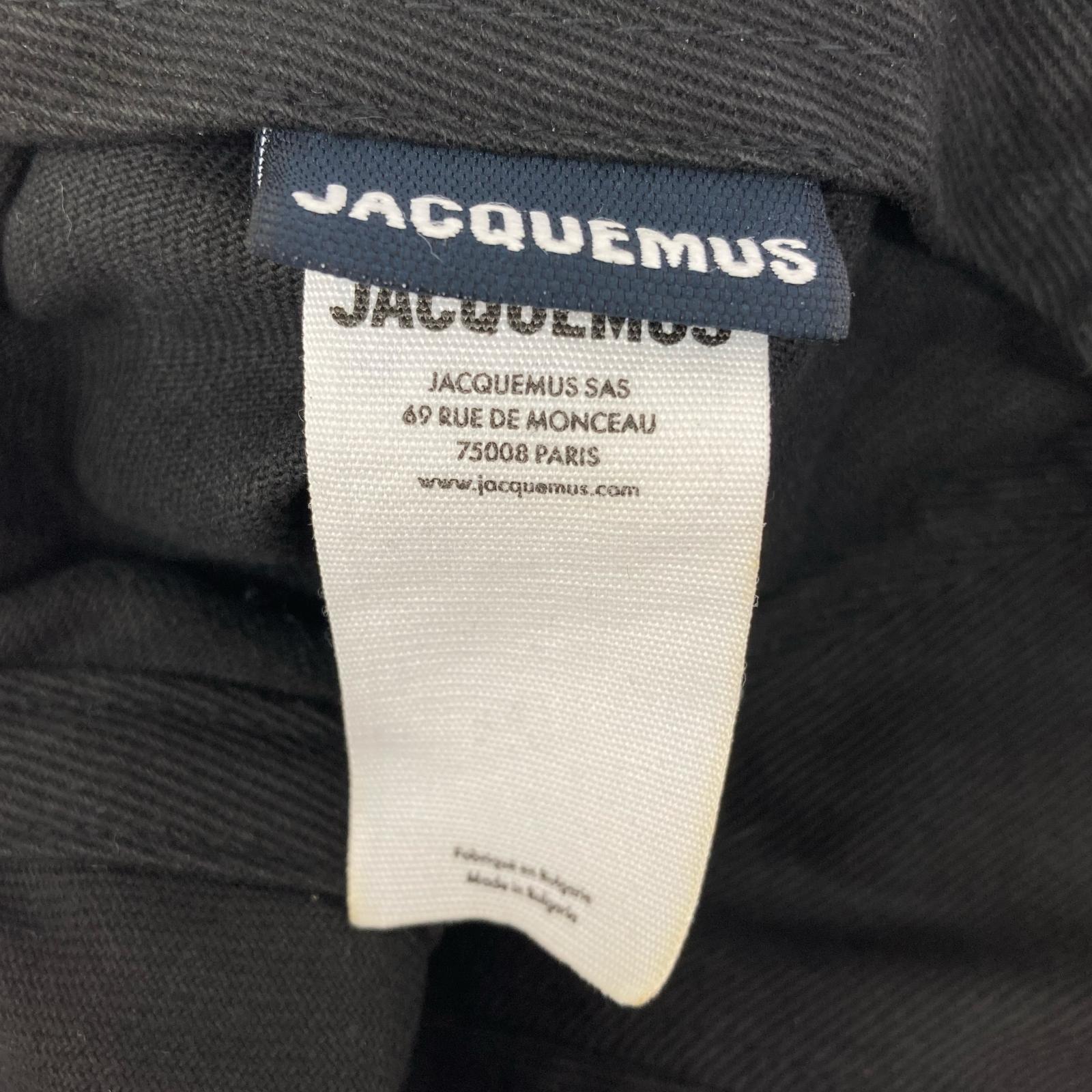 キャップ JACQUEMUS ベースボールキャップ メタルロゴ ブラック