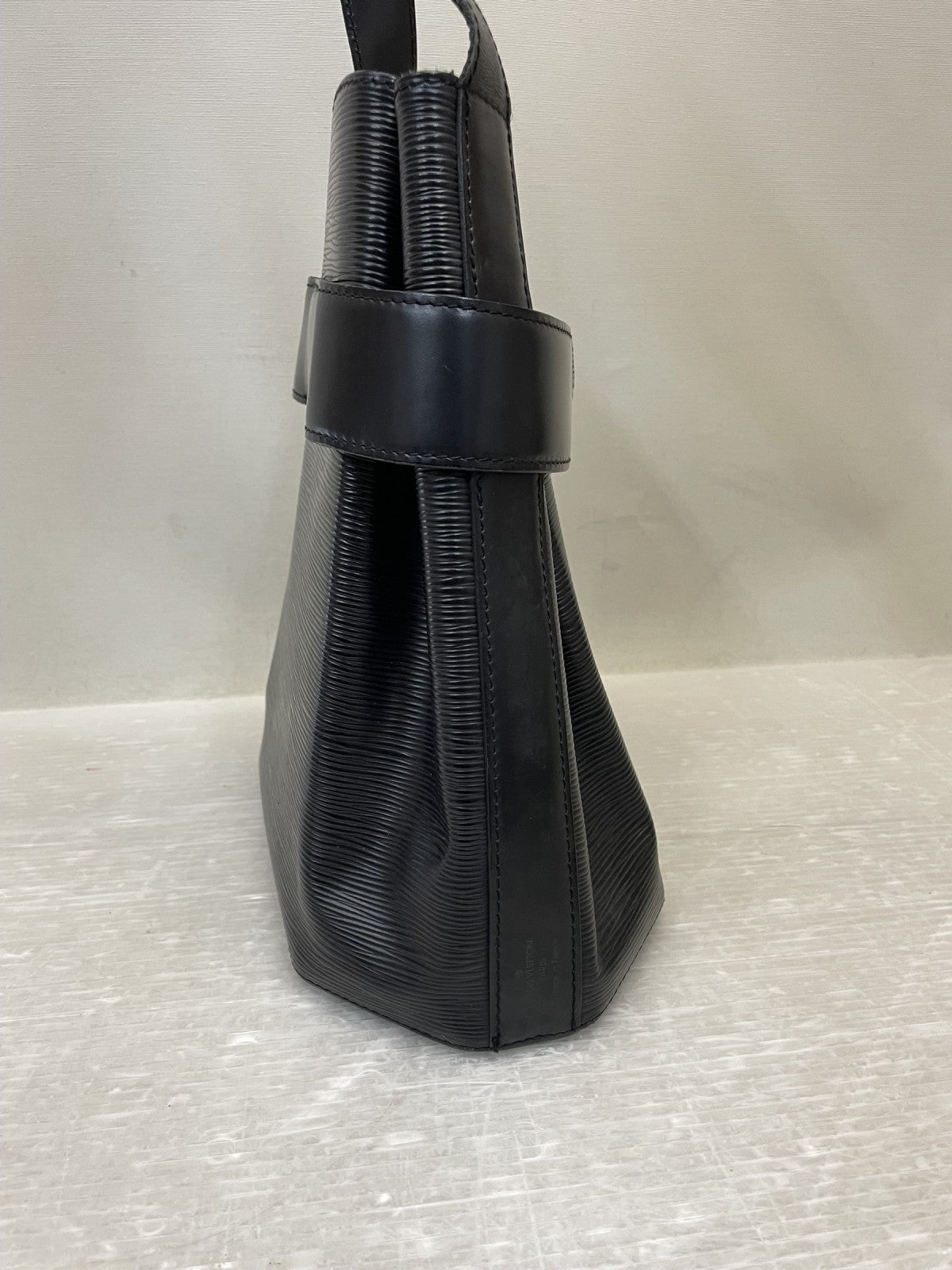 LOUIS VUITTON エピ サックデポールPM ショルダーバッグ ノワール M80157