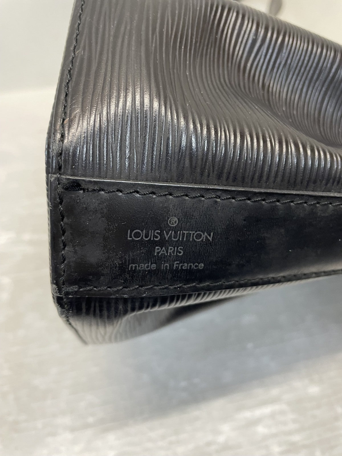 LOUIS VUITTON エピ サックデポールPM ショルダーバッグ ノワール M80157