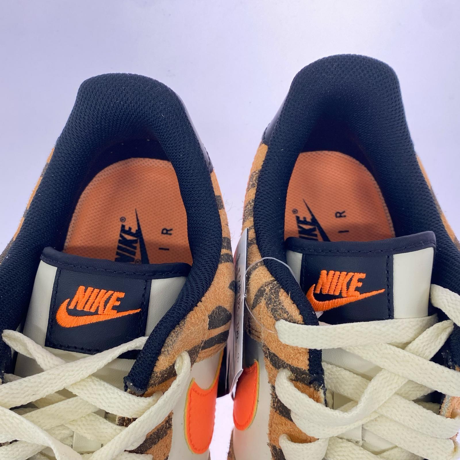 スニーカー AIR FORCE 1 '07 PRM Daktari DJ6192-100 29cm (US11 UK10 1/2 EU48)