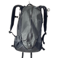 リュック・デイパック Arro 22 Buckpack 22 L ブラック