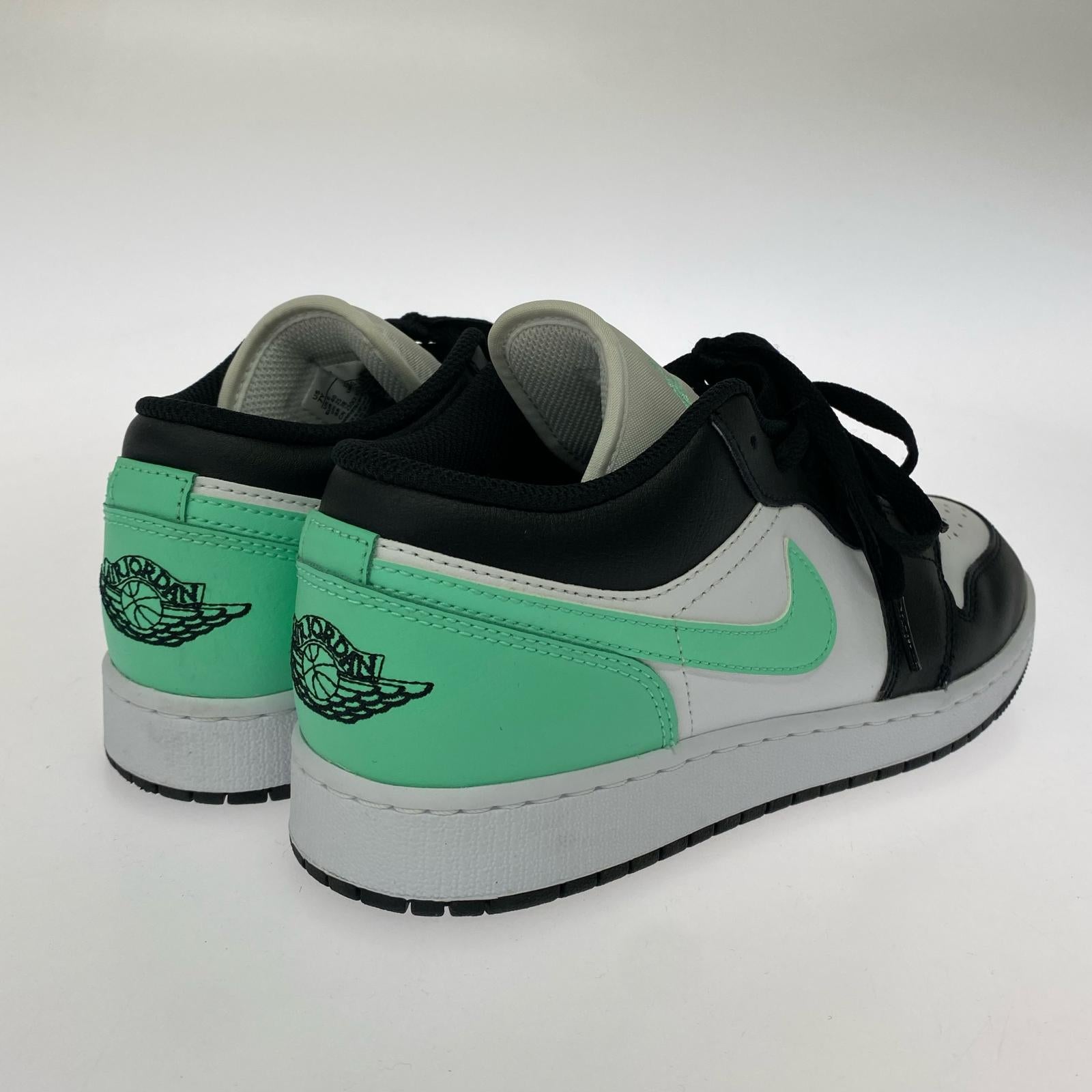 スニーカー ORDAN BRAND AIR JORADAN 1 LOW GS 25.0cm 25cm (US7 UK6 1/2 EU40) ホワイト
