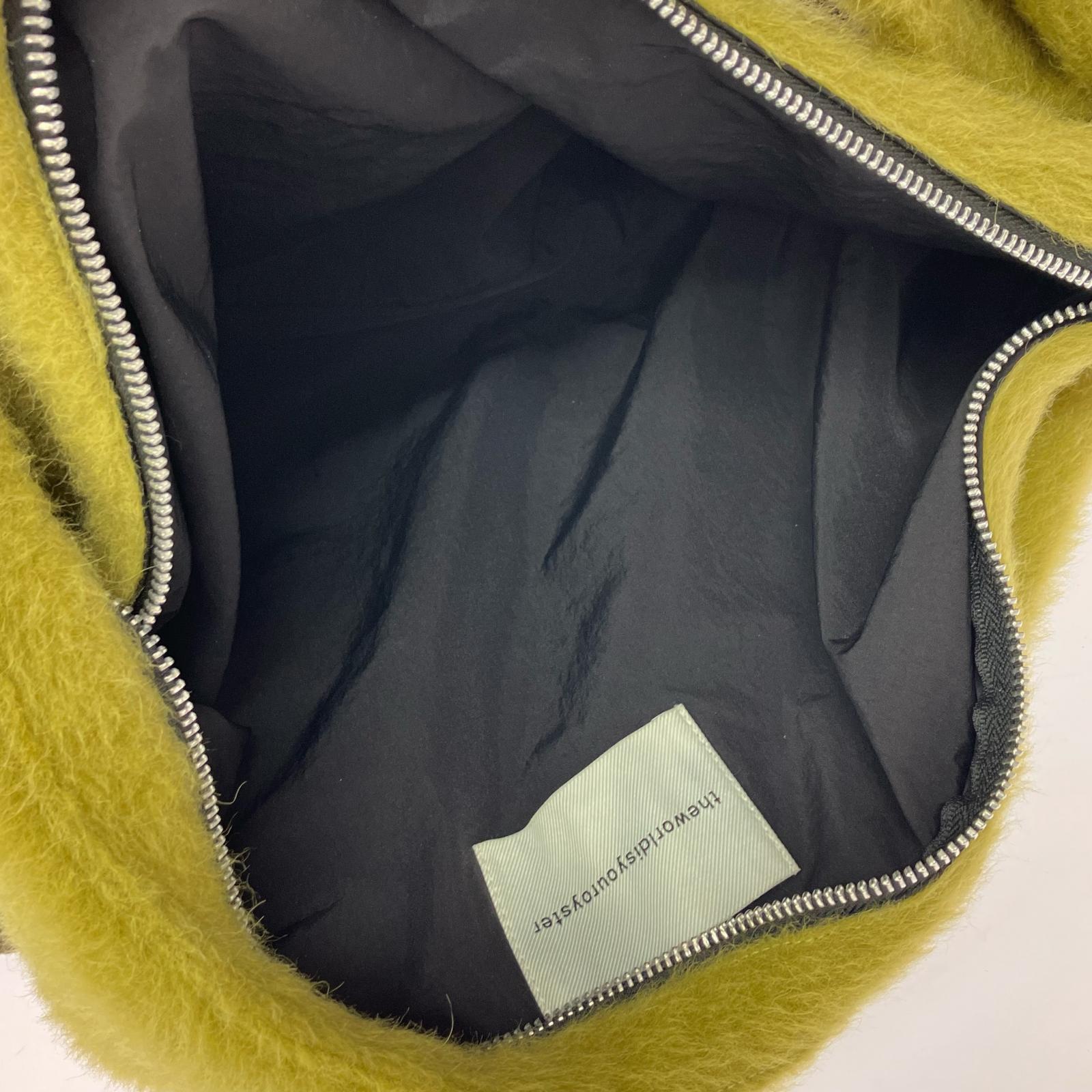 ショルダーバッグ theworldisyouroyster OYSTER Zipper Bag カーキ