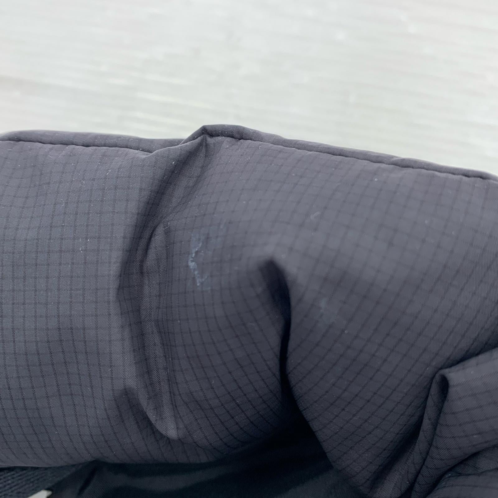 ダウンベスト TECH ALPINE DOWN VEST 黒 (S) S ブラック
