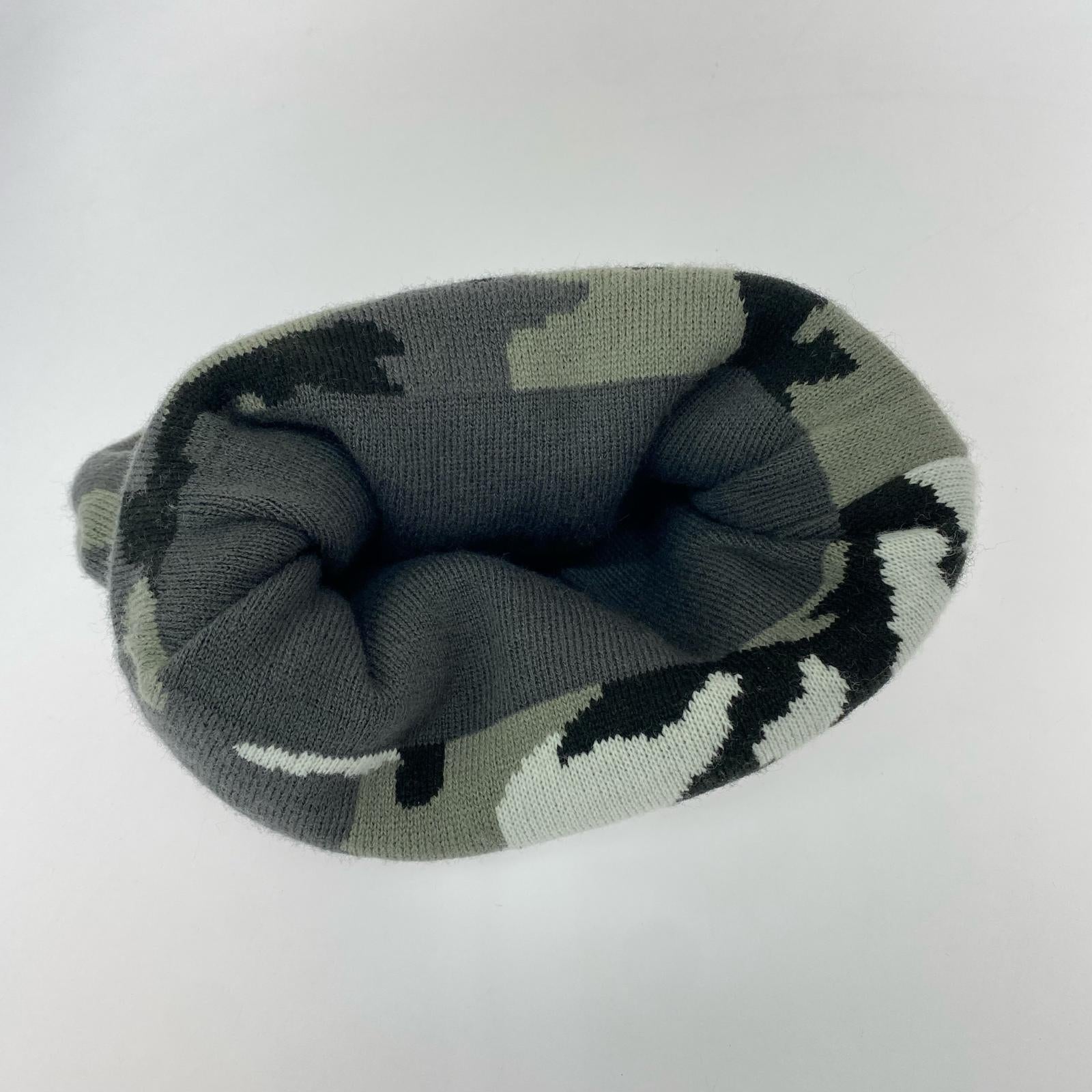 ニットキャップ camo big logo beanie グレー グレー