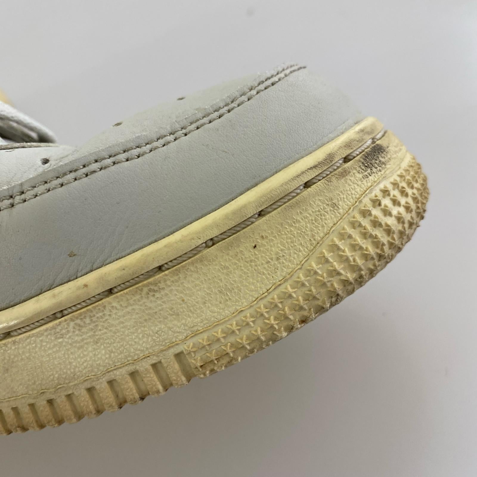スニーカー AF1 1ローカットスニーカー グレー/白 25cm (US7 UK6 1/2 EU40) グレー
