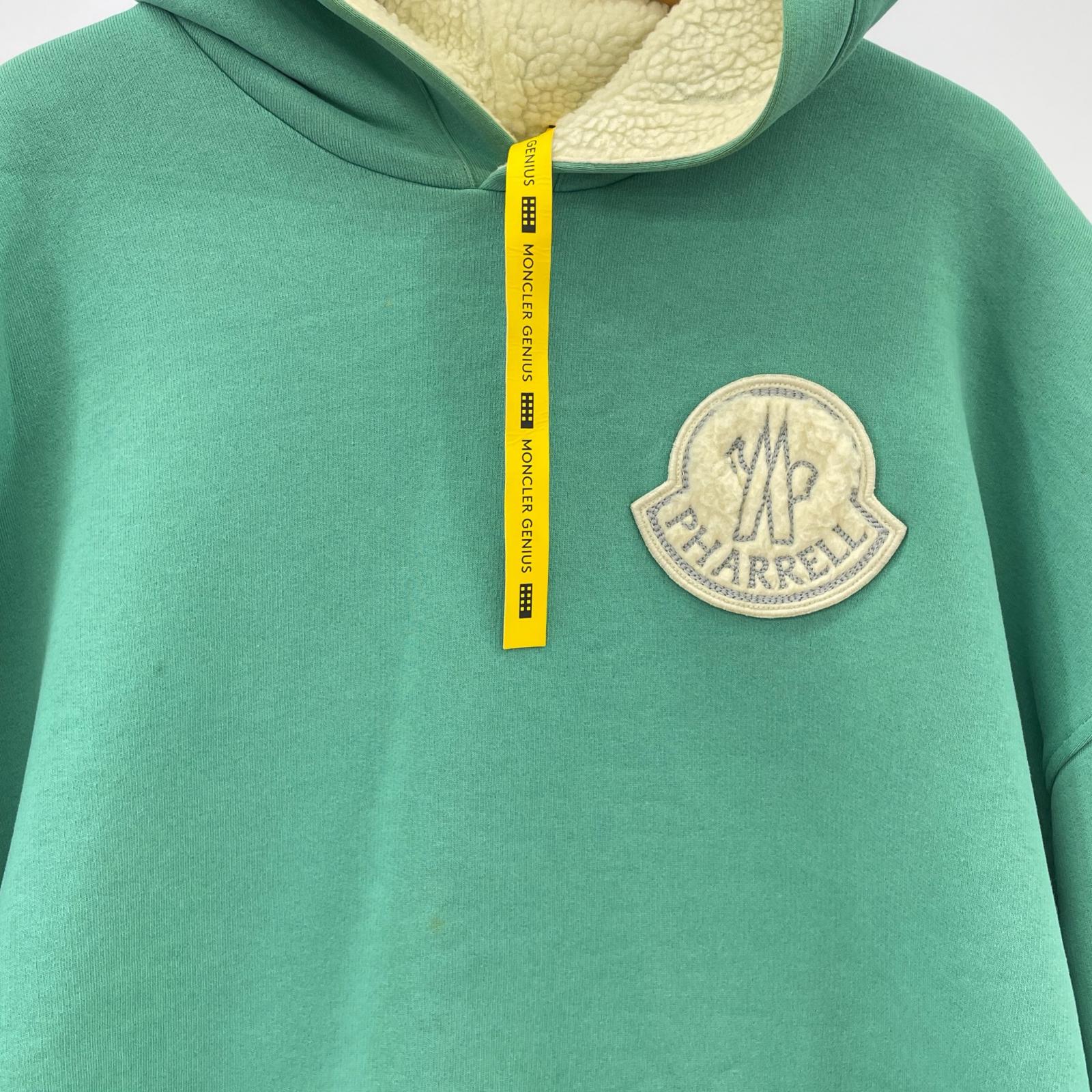 パーカー × PHARRELL WILLIAMS リバーシブル 緑白 (XL)