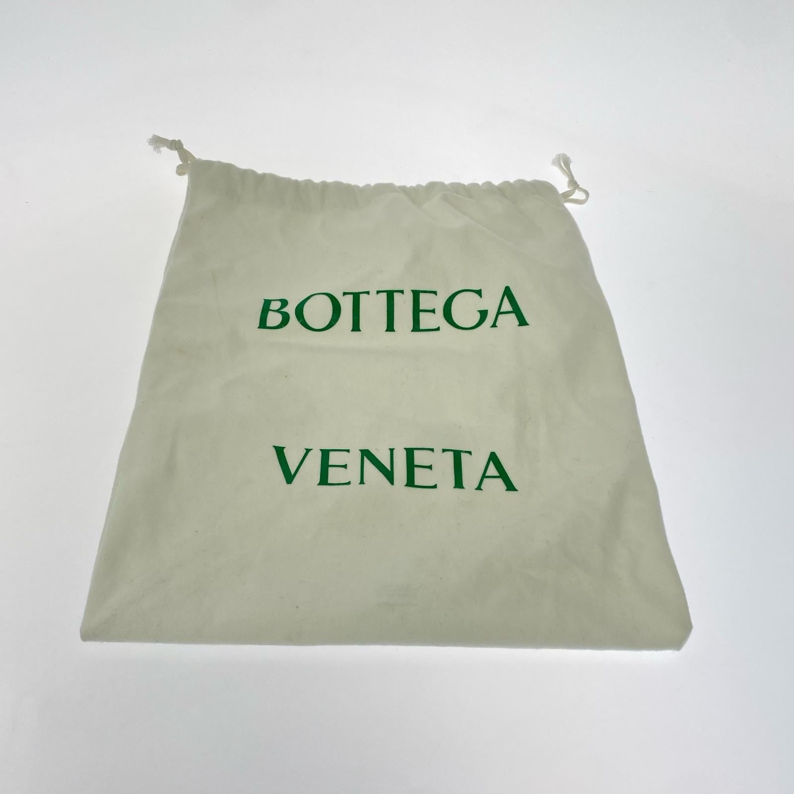 BOTTEGA VENETA ミニザアルコ オレンジ
