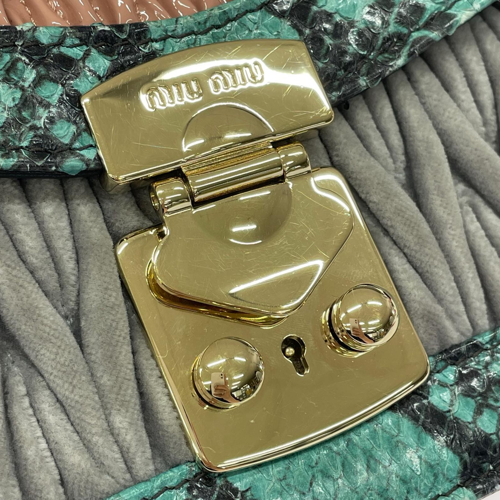 MIUMIU コンフィデンシャルマトラッセ