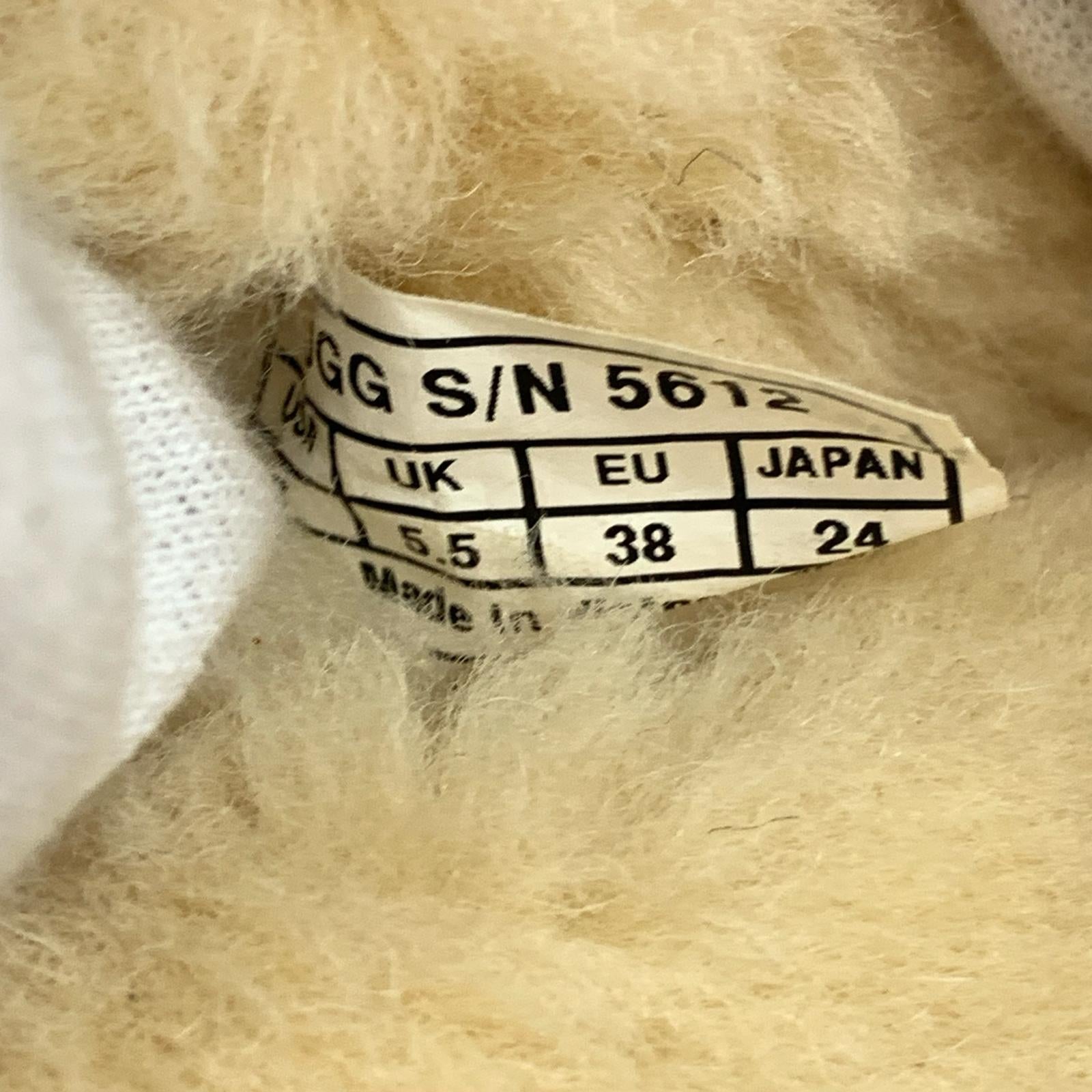 ローファー UGG austrlia モカシンシューズ赤 F20015F (24) 24cm (US6 UK5 1/2 EU38) レッド