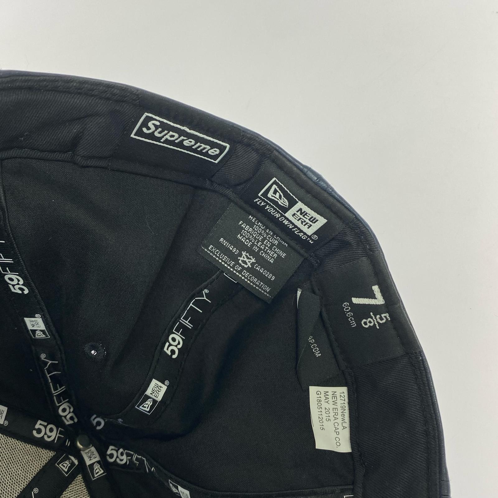 キャップ ×NEW ERA ボックスロゴレザーキャップ 紺 ネイビー