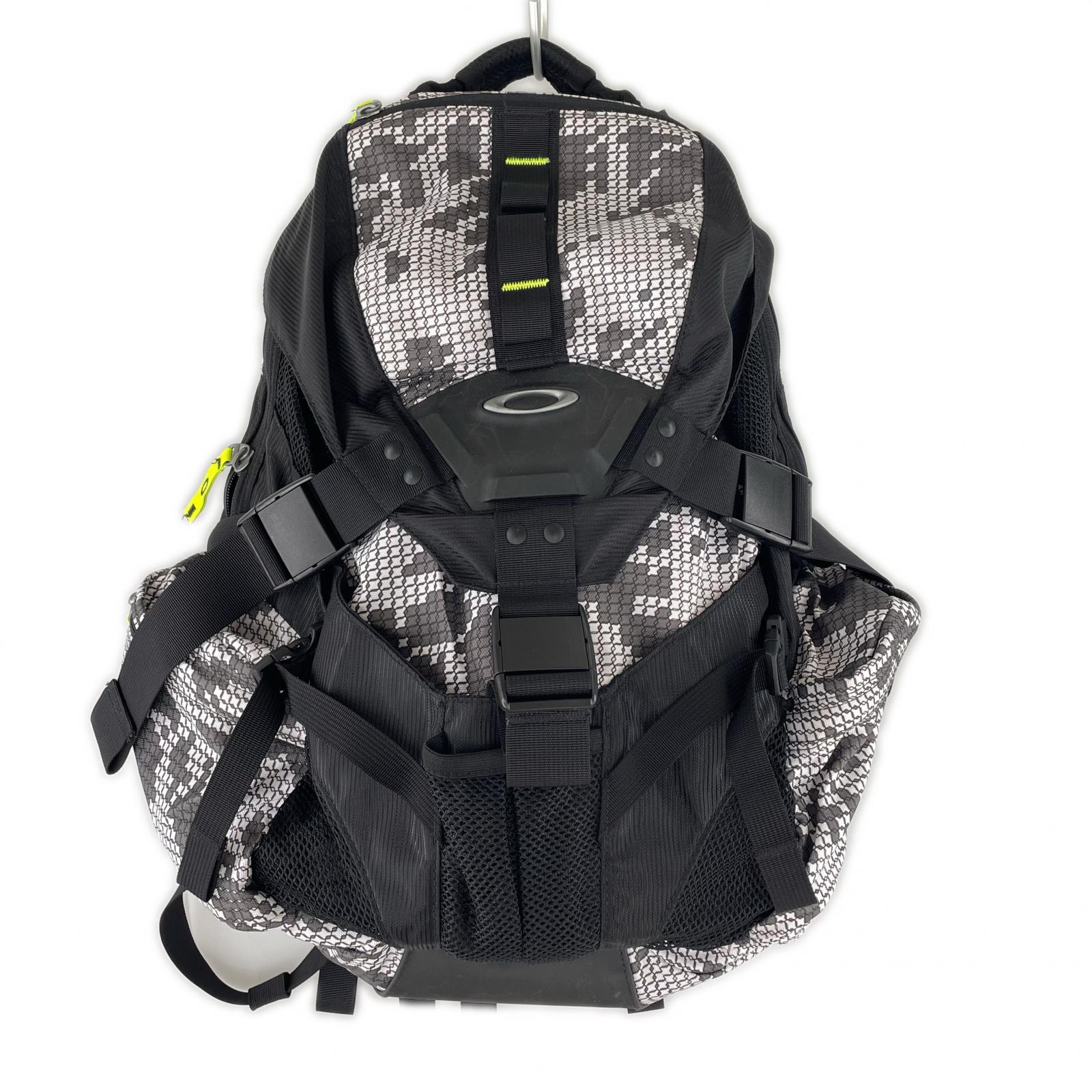 リュック・デイパック 00s Icon Backpack シーメットカモ