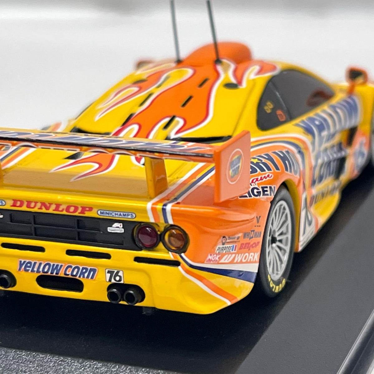minichamps mclaren f1 gtr 1/43スケールダイキャストミニカー「マクラーレン F1 GTR チーム・ヒトツヤマ #76 JGTC 2002(イエローコーン) ミニチャンプス(Minichamps) スケールカー