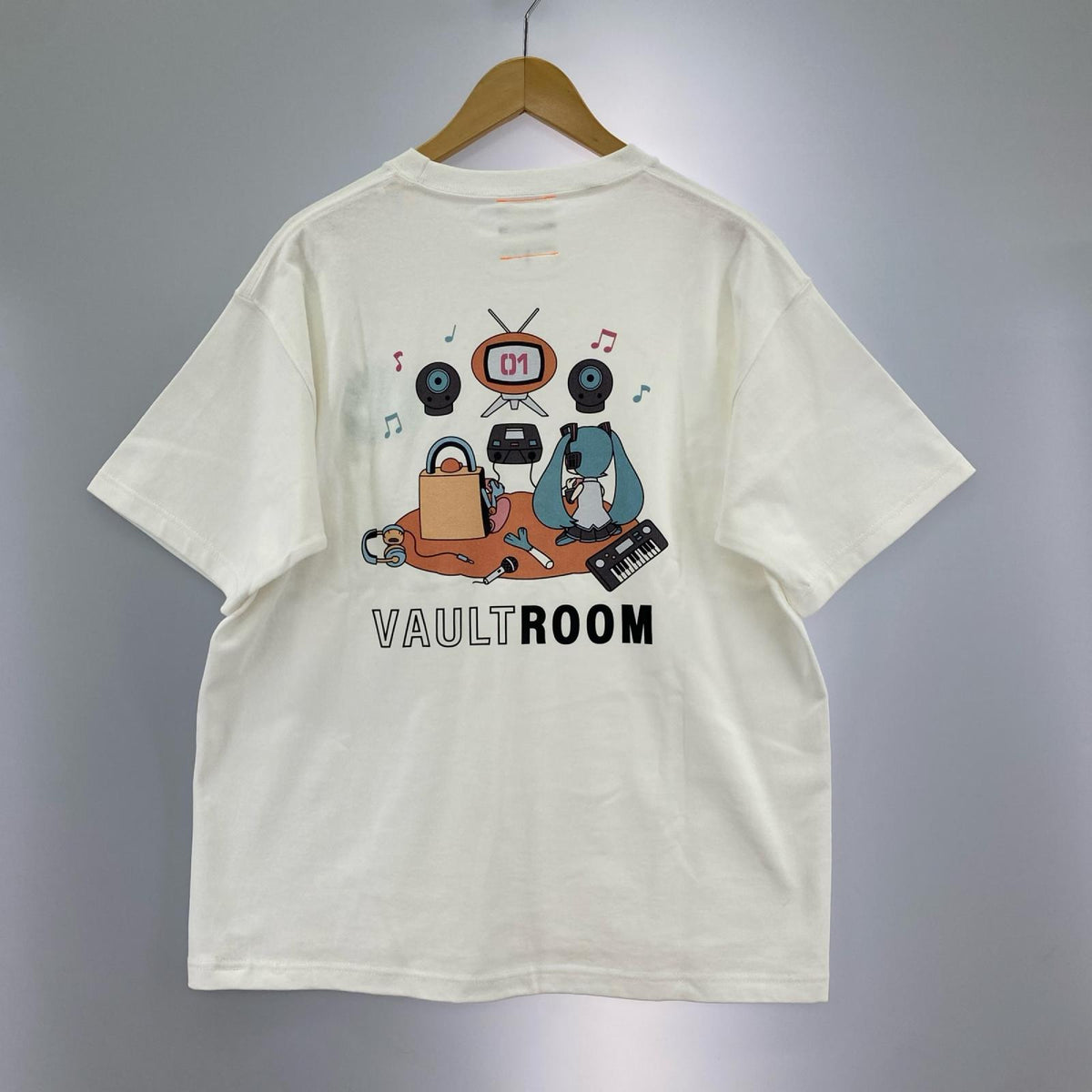 半袖Tシャツ VAULT ROOM 初音ミク M ホワイト