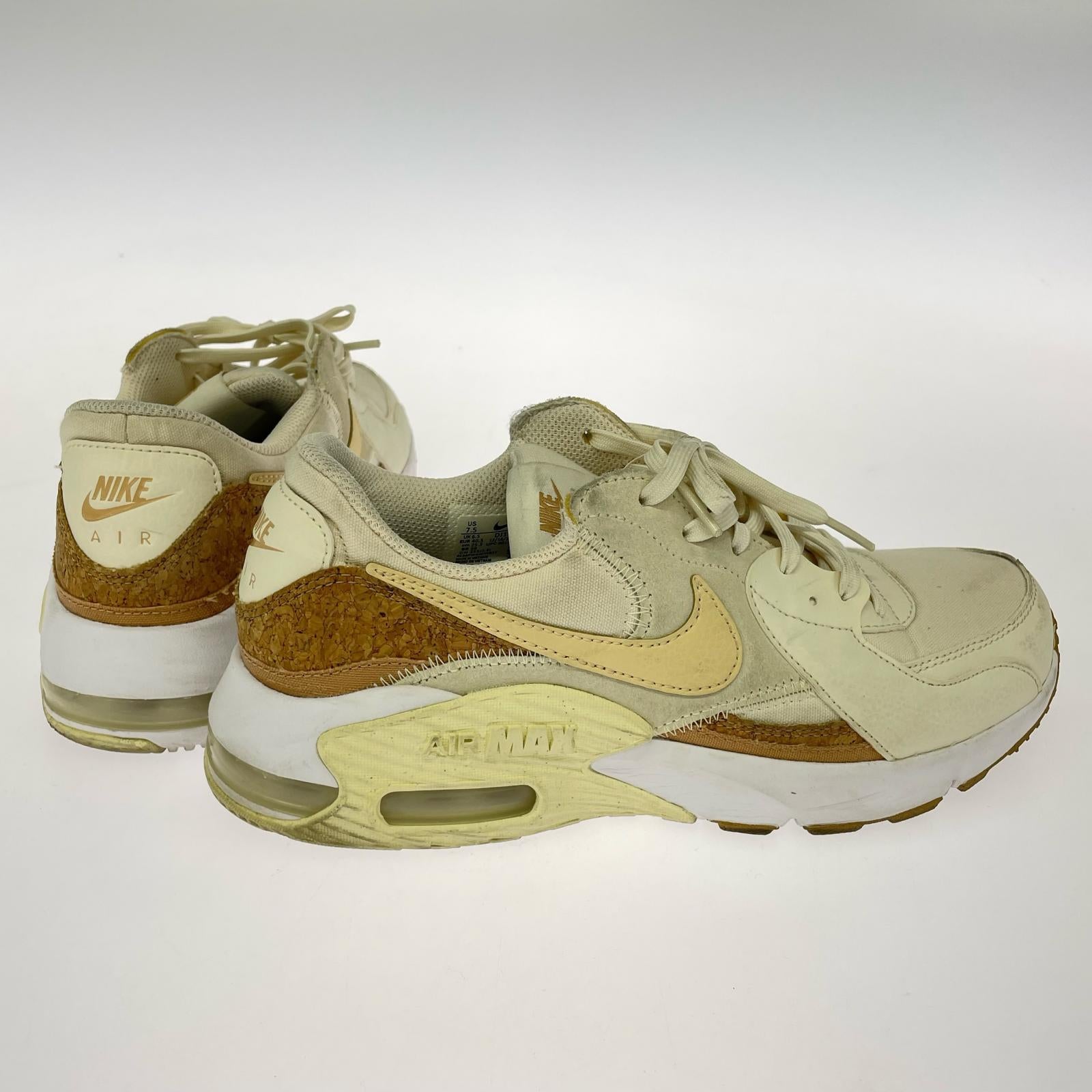 スニーカー AIR MAX EXCEE 白 (25.5) 25.5cm (US7 1/2 UK7 EU41) ホワイト