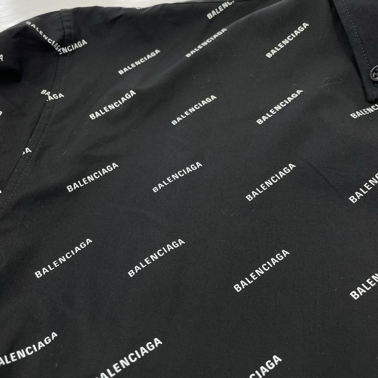 Balenciaga 総ロゴBDシャツ