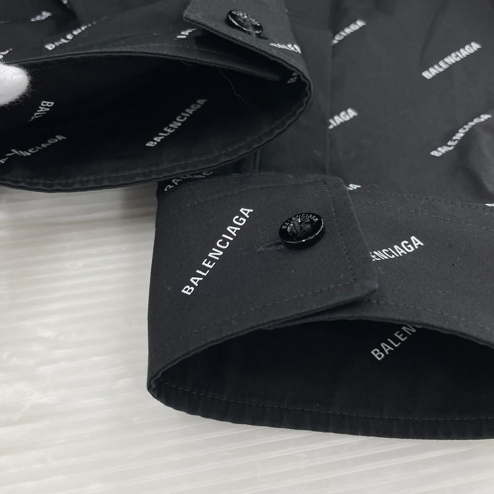 Balenciaga 総ロゴBDシャツ