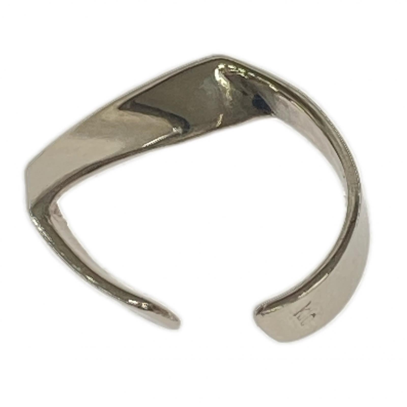 その他アクセサリー uM FOLDING METAL EAR CUFF B K10