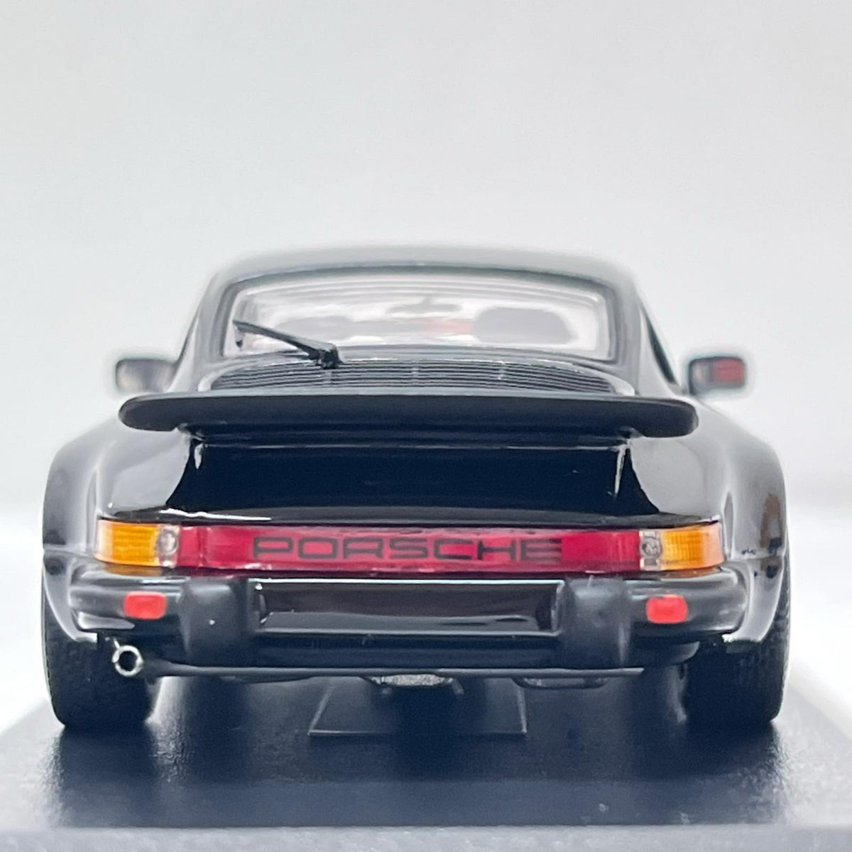 PMA Porsche 911 turbo 1977 ミニチャンプス 1/43 ポルシェ 911 ターボ 1977 ミニチャンプス(MINICHAMPS) スケールカー