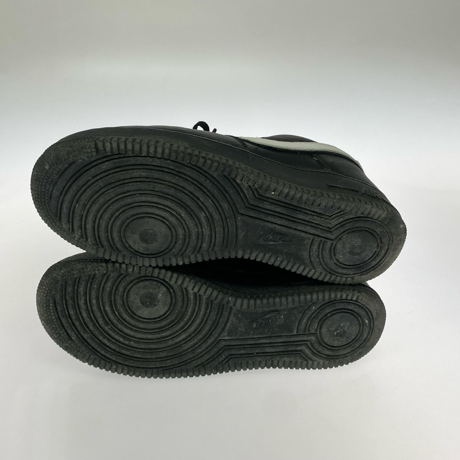 スニーカー エアフォース/黒/28cm 28cm (US10 UK9 1/2 EU46) ブラック