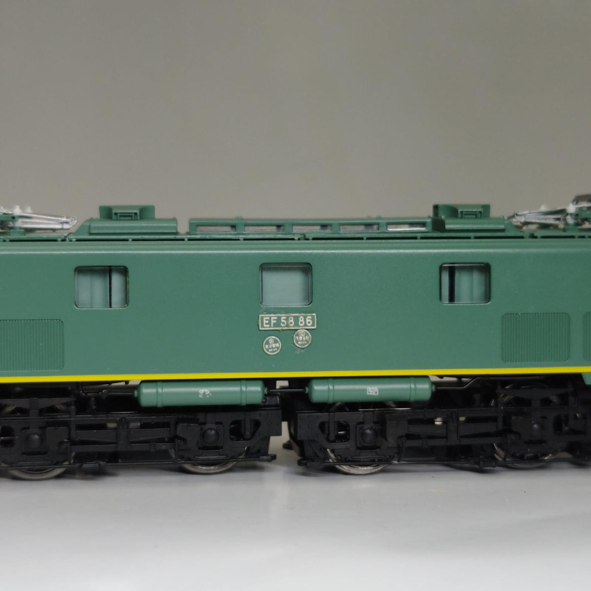 天賞堂 72020 EF58 青大将色 天賞堂 EF58形 電気機関車 小窓 青大将色 天賞堂 鉄道模型車両