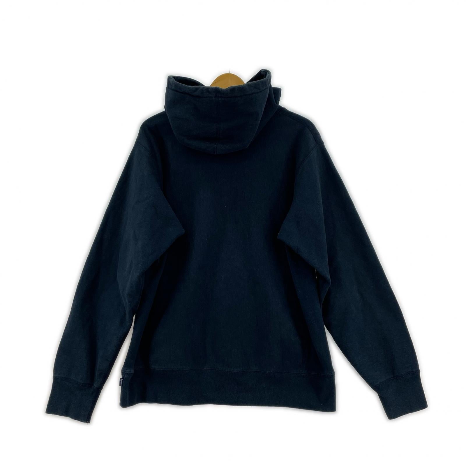 パーカー Supreme パンチングレザーロゴ パーカー M